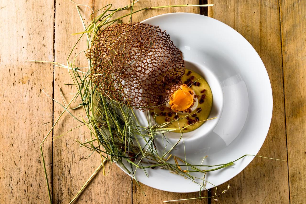 Hotel Restaurant Gastronomique La Huchette Replonges ภายนอก รูปภาพ