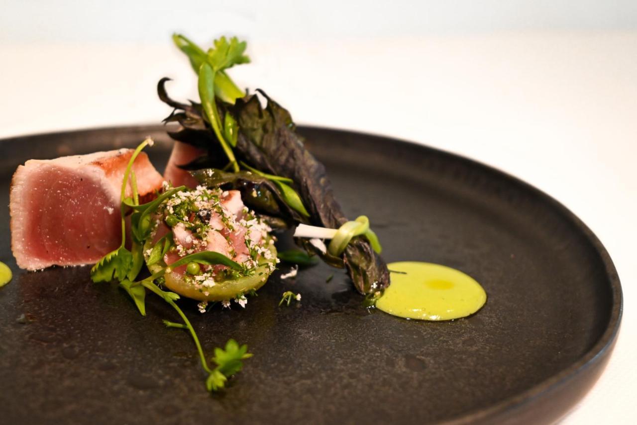 Hotel Restaurant Gastronomique La Huchette Replonges ภายนอก รูปภาพ
